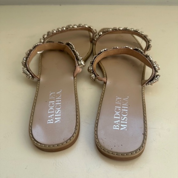 Badgley Mischka Jeweled Slide Sandals - 9 - EUC - Picture 4 of 6